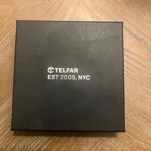 Telfar Red Leather Wallet ❤️ - Picture 3 of 3